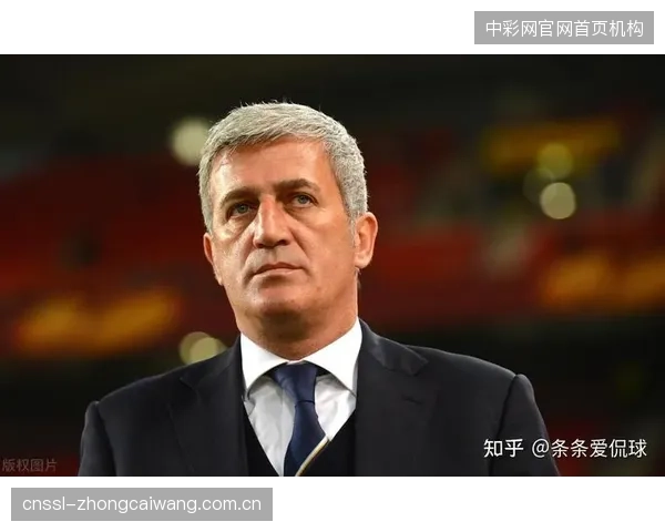 主帅佩特科维奇的攻势足球理念明确，要求阿塔勒等边卫深度前压。